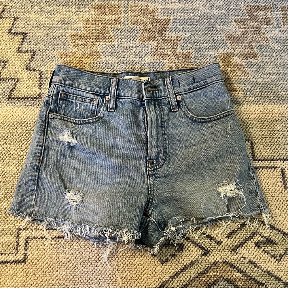 Madewell, The Perfect Jean Short, size 26